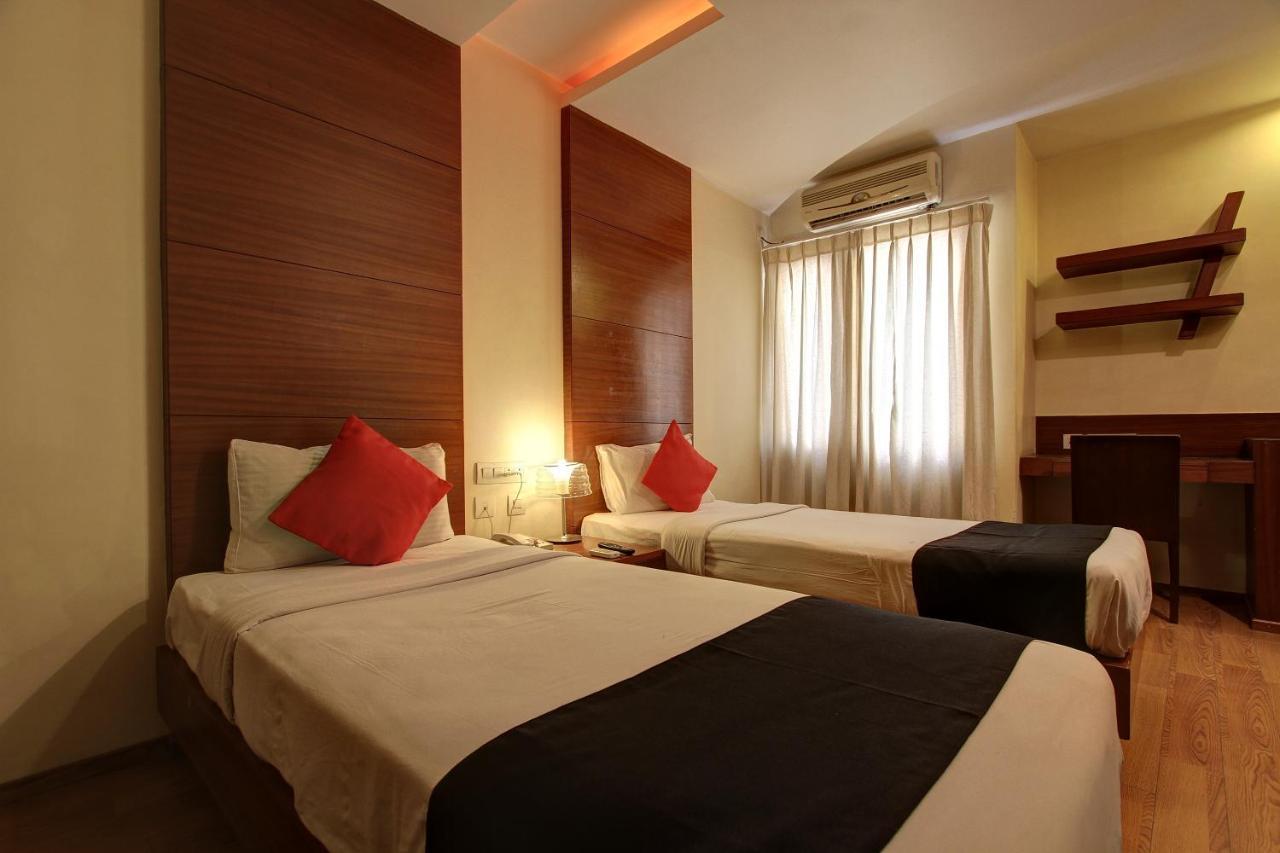 Capital O 80566 Hotel Mayank Bilāspur Dış mekan fotoğraf