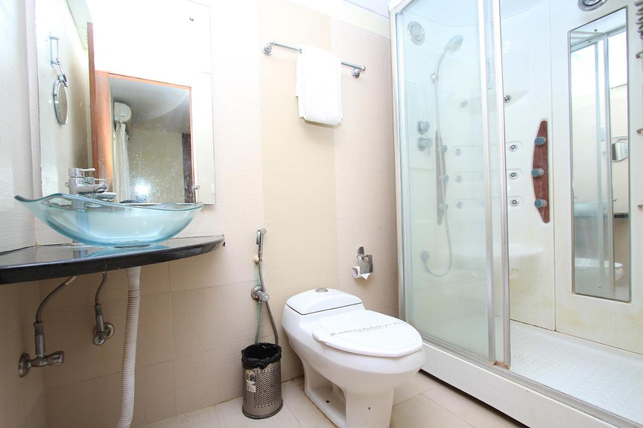 Capital O 80566 Hotel Mayank Bilāspur Dış mekan fotoğraf